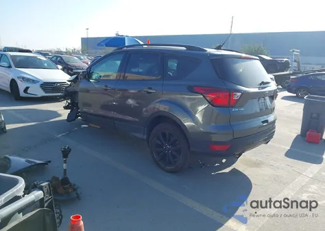 2019 Ford Escape Se from USA, damaged, VIN 1FMCU0GD2KUB10100